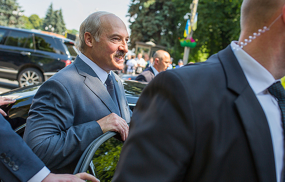 Łukaszenka zwolnił sześciu więźniów politycznych