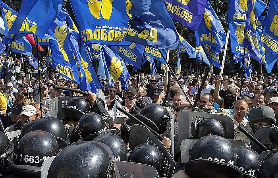 Zamieszki na Ukrainie - nie żyje żołnierz