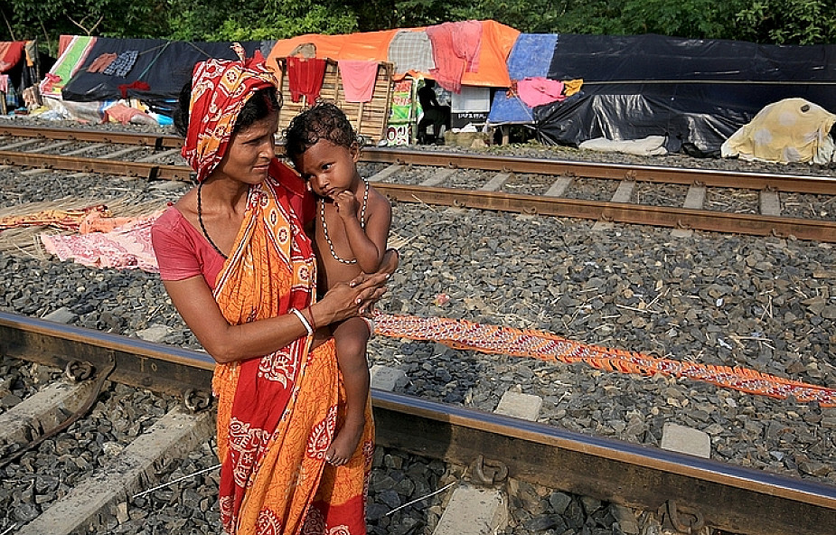Indie: 20 osób zginęło z powodu wykolejenia pociągów