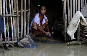 Birma: apel kard. Bo o pomoc powodzianom