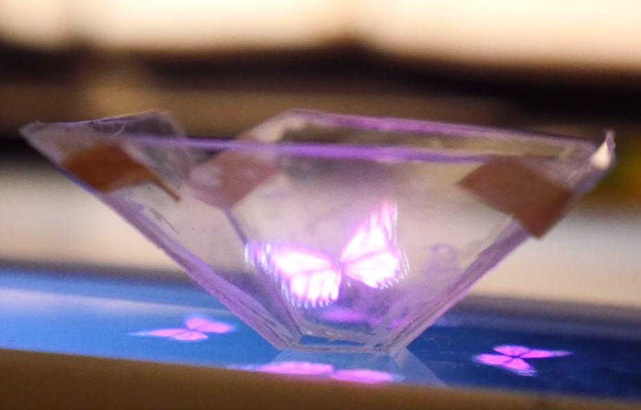 Jak zamienić telefon w trójwymiarowy hologram?