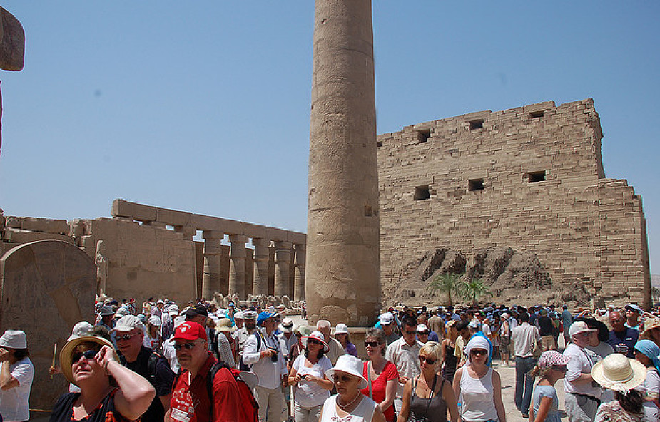 Egipt: pomyłka sił bezpieczeństwa. Zginęło 12 turystów