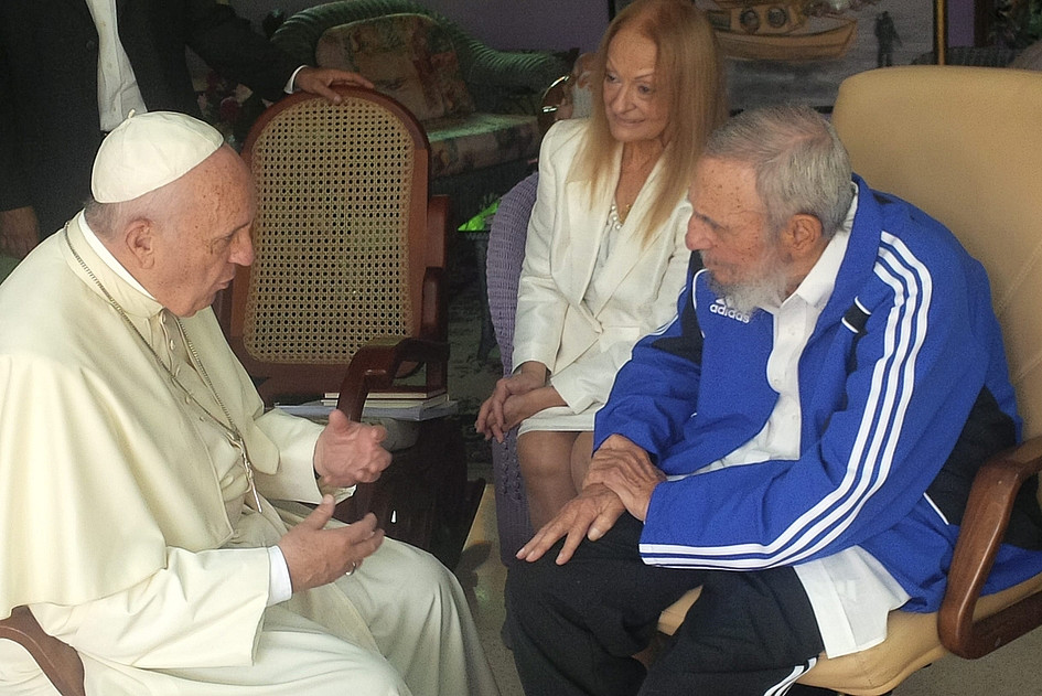 Franciszek spotkał się z F. Castro; Raul wróci do Kościoła? - zdjęcie w treści artykułu nr 3