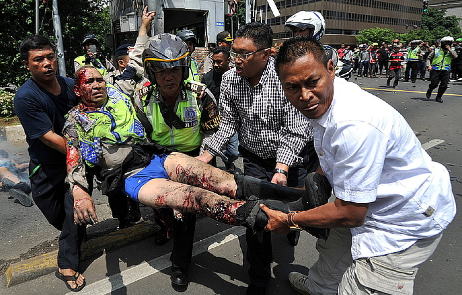Indonezja: Zabici w zamachach w Dżakarcie