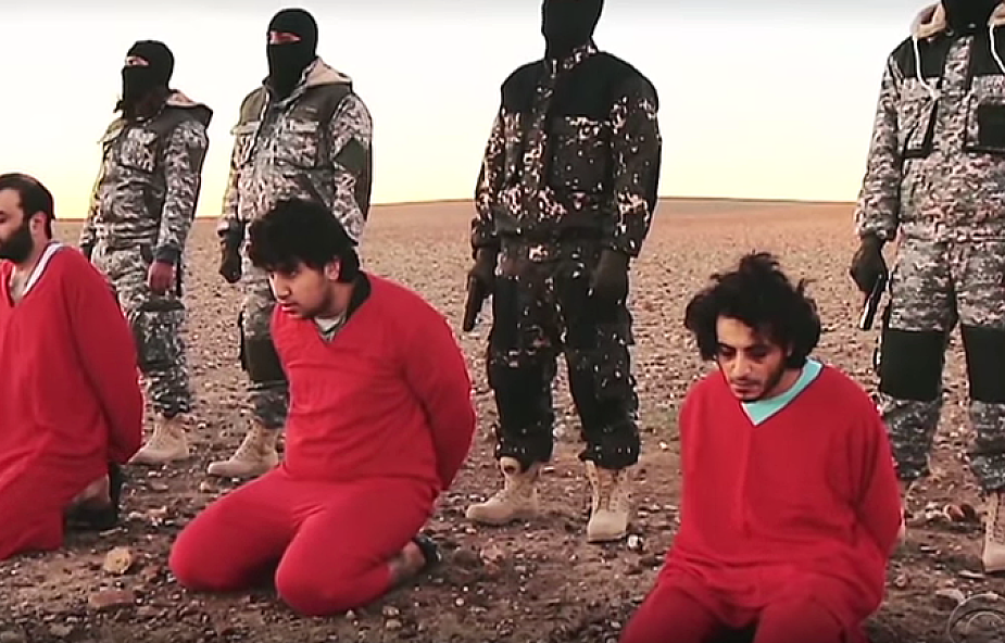 ISIS: wideo z egzekucją "brytyjskich szpiegów"