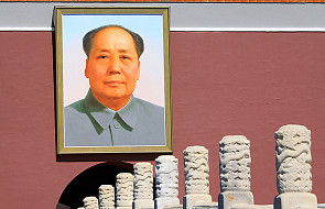 Chiny: Gigantyczny posąg Mao