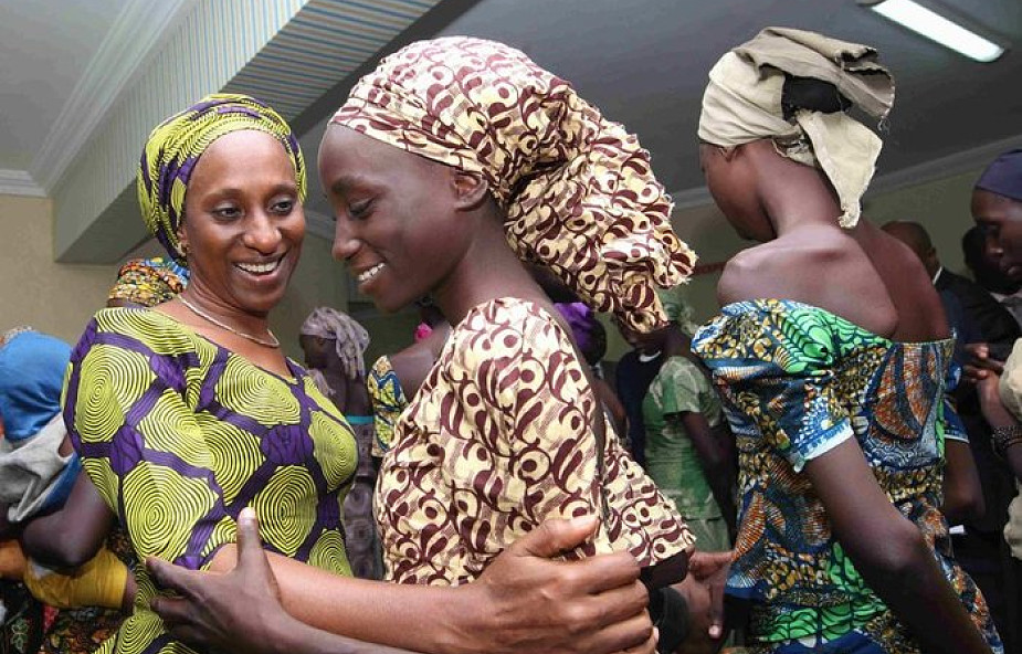 Nigeria: uwolnienie porwanych dziewcząt