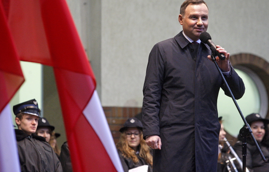 Duda: "Dobra zmiana" ma podnieść poziom życia Polaków