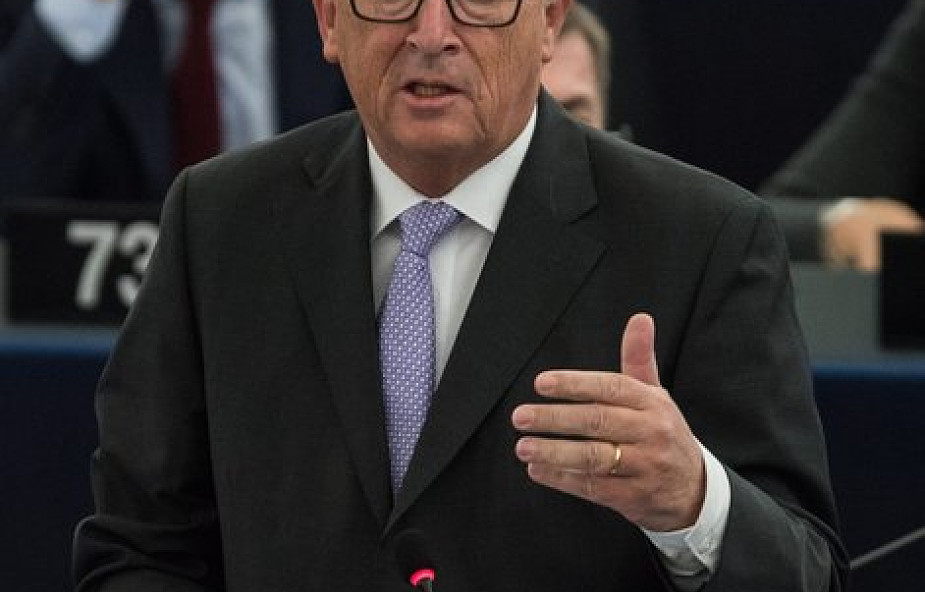 Juncker za propozycją "elastycznej solidarności" ws. uchodźców