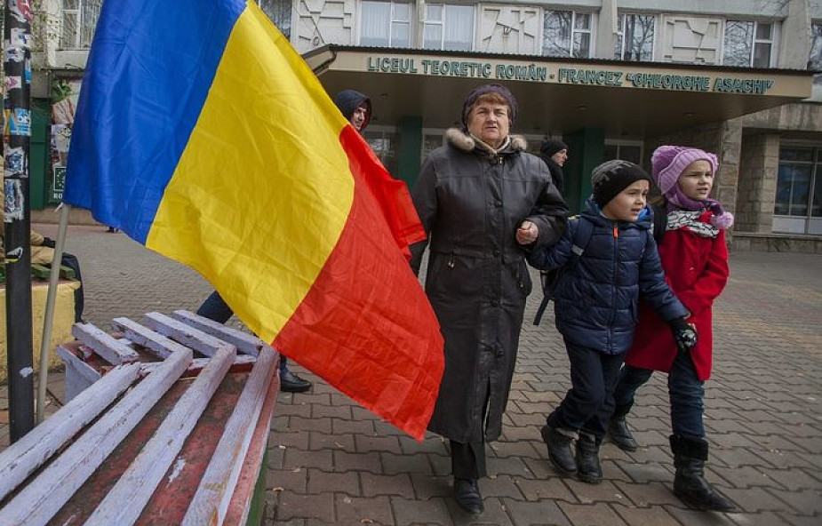 "Wyniki wyborów w Bułgarii i Mołdawii - niepokojące"