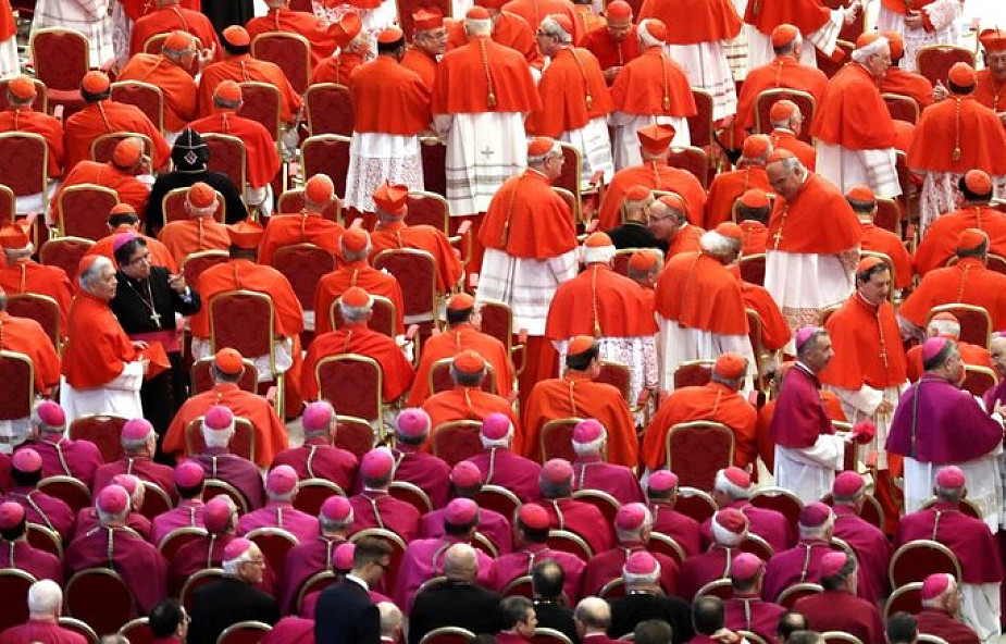 Watykan: papież kreował 17 nowych kardynałów