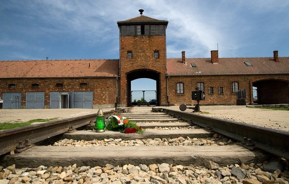 Przywódcy religijni w Auschwitz: odrzucamy rasizm