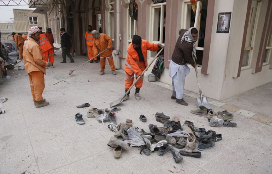 Afganistan: zamach samobójczy na szyicki meczet 