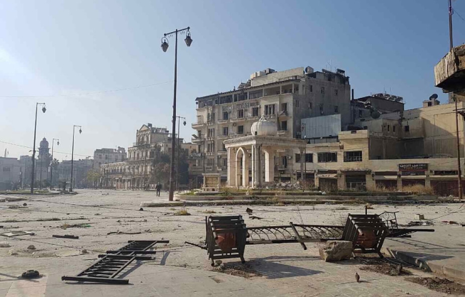 Armia syryjska opanowała dużą dzielnicę w Aleppo