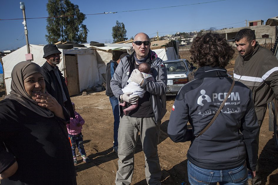 Polacy, którzy (po cichu) pomagają uchodźcom - zdjęcie w treści artykułu