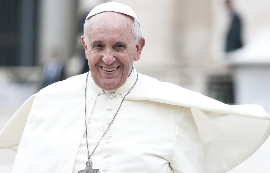 Papież zadzwonił do włoskiej telewizji z życzeniami