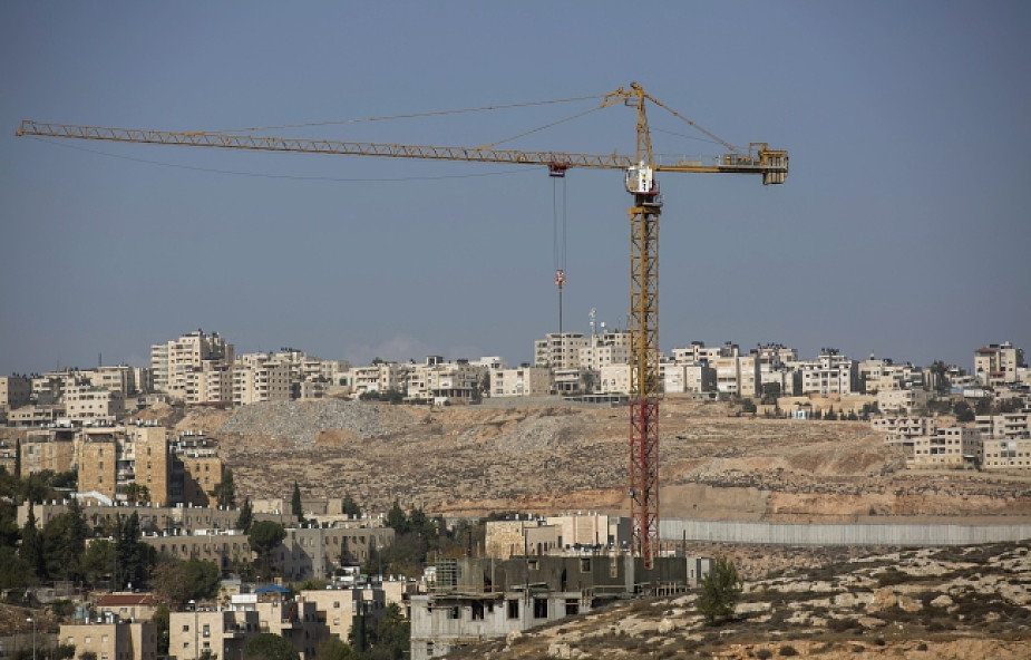 Izrael: projekt ustawy ws. wywłaszczeń ziem palestyńskich przyjęty