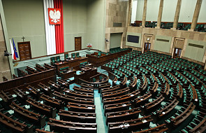 Sejm: projekt zmian w konstytucji ws. TK