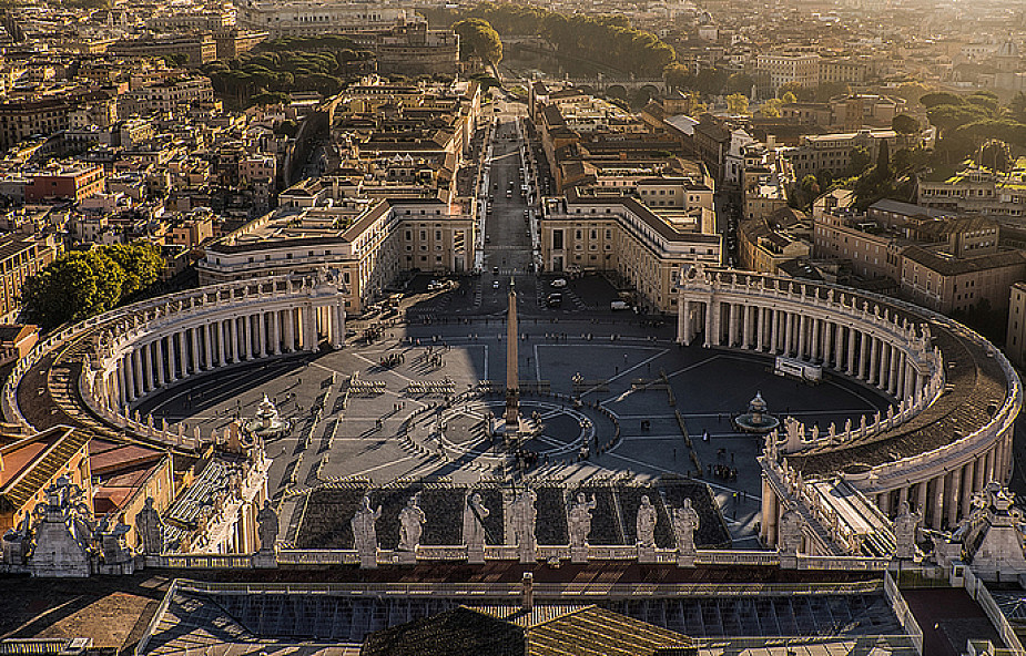 Watykan: obowiązek zgłaszania przypadków pedofilii