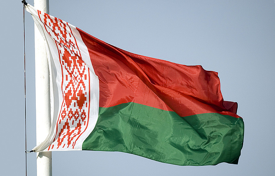 UE znosi sankcje wobec Białorusi