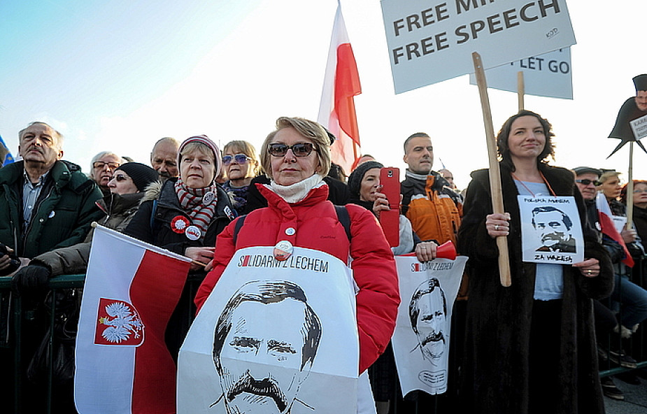 Warszawa: 80 tys. osób na marszu KOD