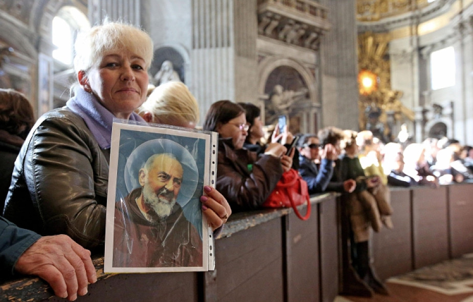 Nieoczekiwana wizyta papieża wśród czcicieli o. Pio