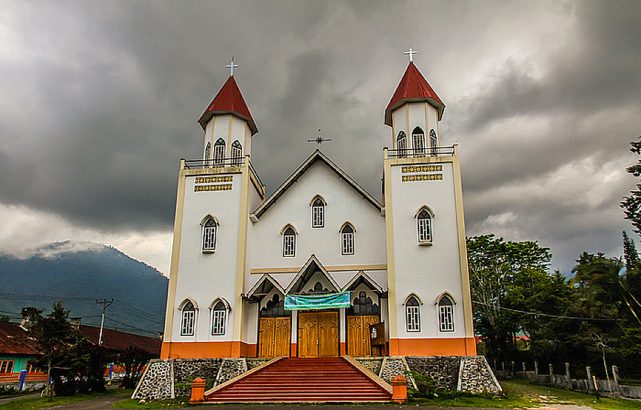 Indonezja: 13 kościołów zostanie rozebranych?