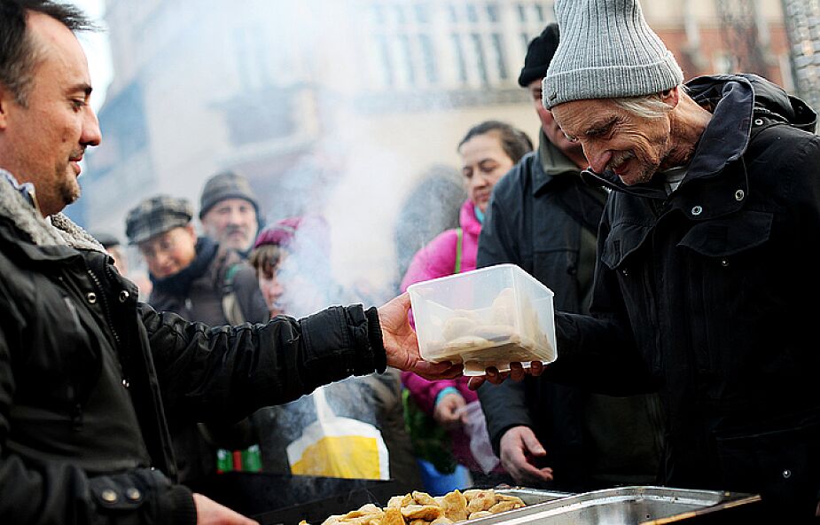 Sosnowiec: księża ufundują kuchnię dla bezdomnych
