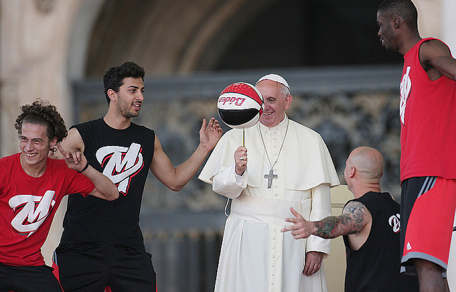 Papież chce wprowadzić zajęcia sportowe dla kardynałów