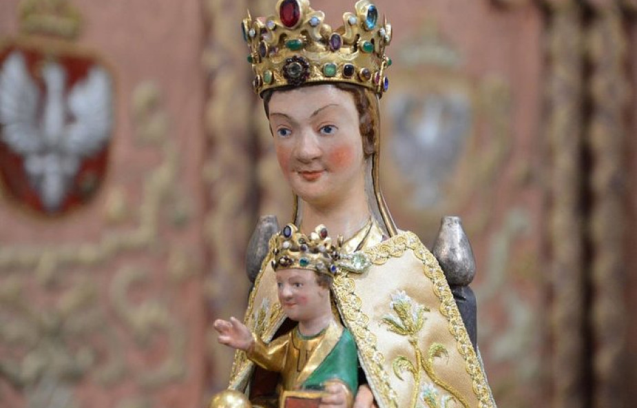 Unikatowe odkrycie przy renowacji figury Matki Bożej