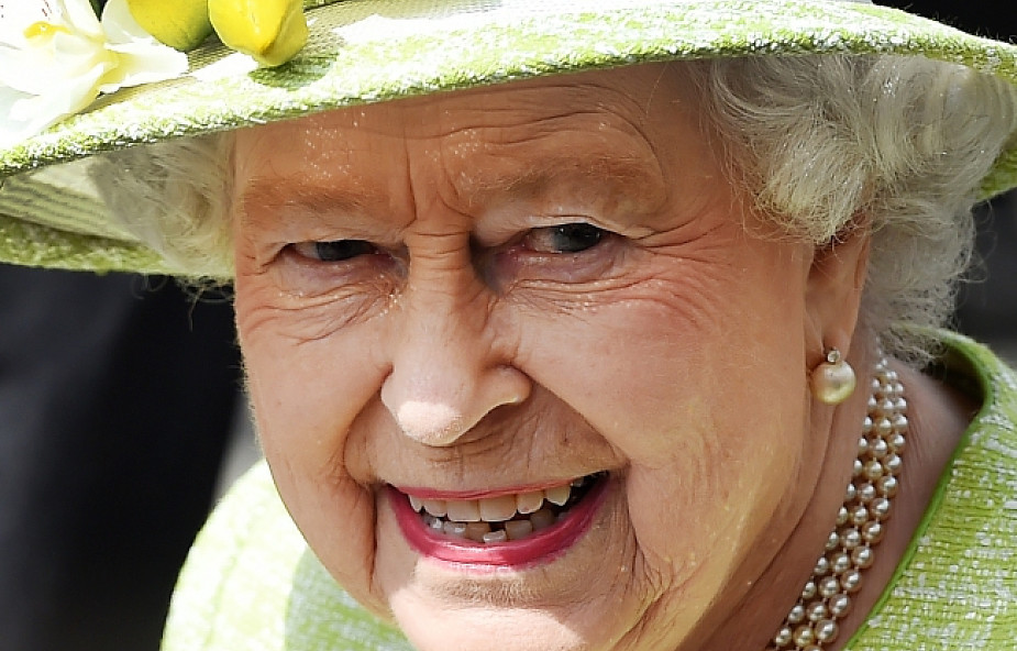 W. Brytania: życzenia i modlitwy za królową w 90. urodziny