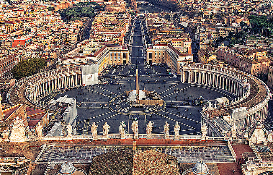 Watykan: zewnętrzny audyt finansów zawieszony
