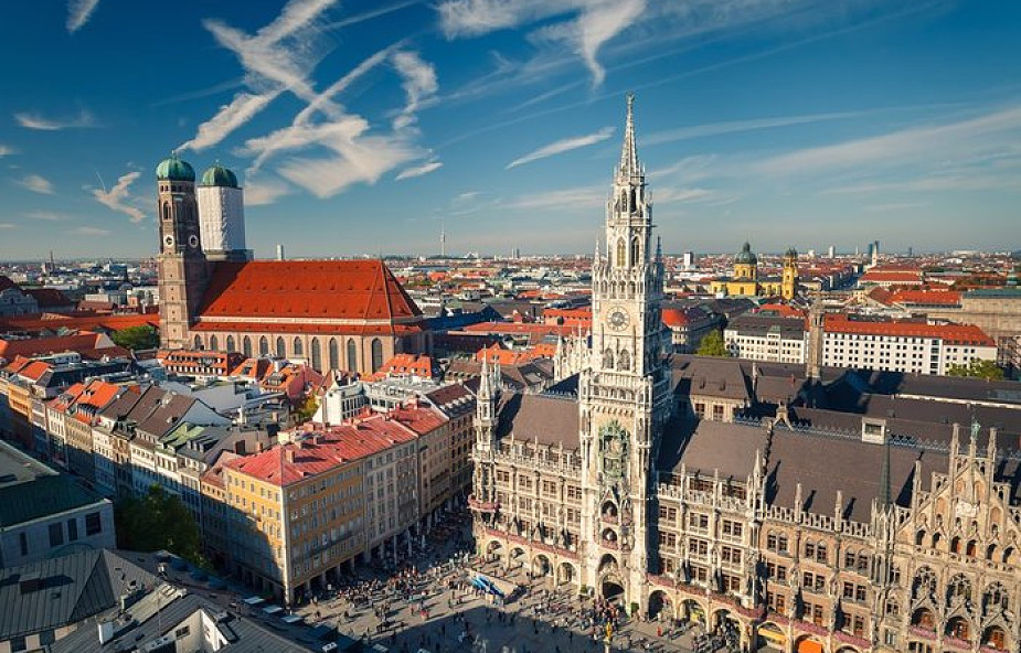 Atak nożownika na dworcu w Monachium, jeden zabity