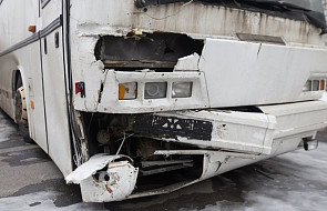 Ranni w wypadku polskiego busa na autostradzie A6