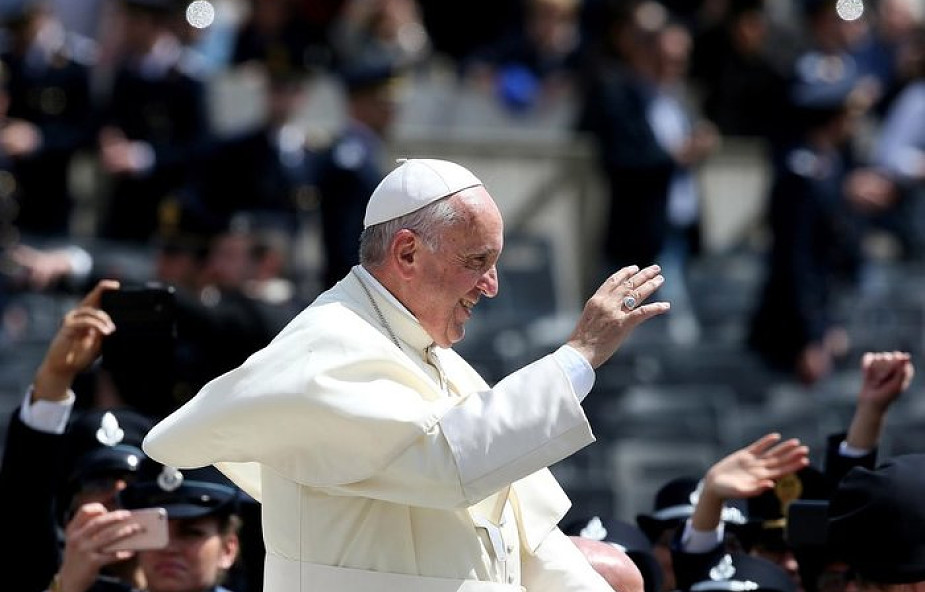 Papież zachęcił Polaków do modlitwy o pokój na świecie
