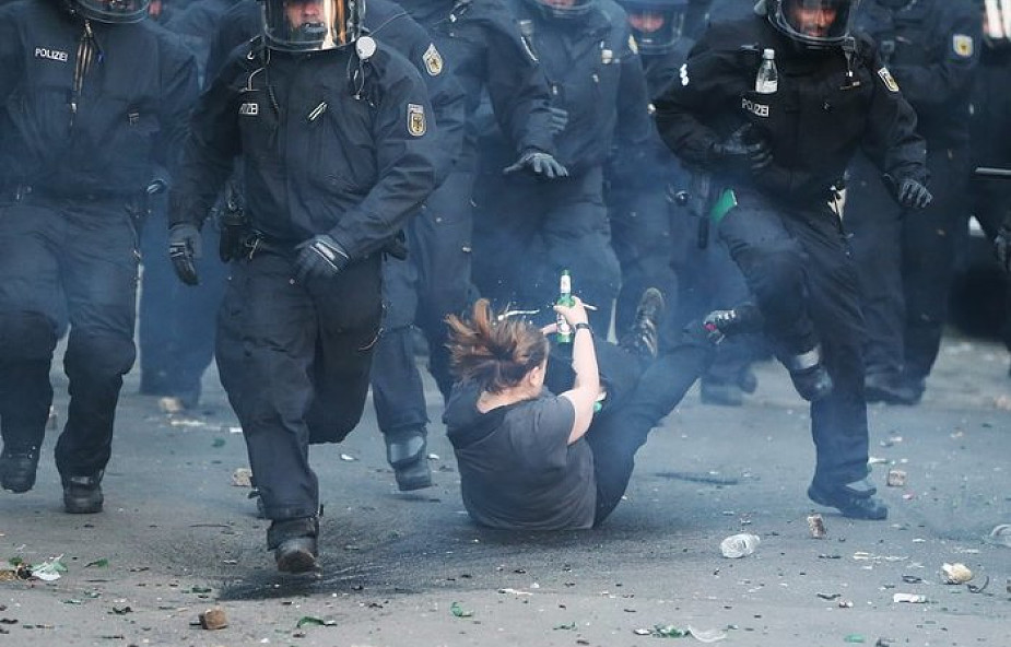 Niemcy: 59 policjantów rannych podczas zajść w Berlinie