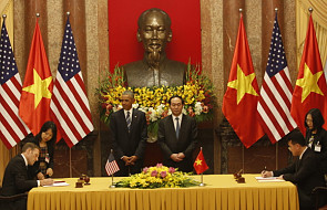 Obama w Hanoi o wzmocnieniu wzajemnych relacji