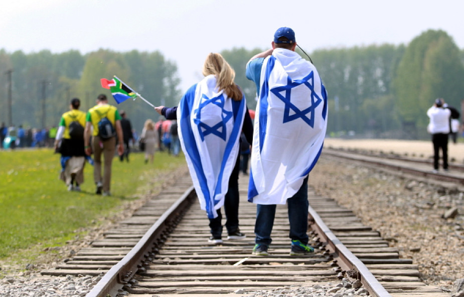 Marsz Żywych z udziałem Żydów i Polaków