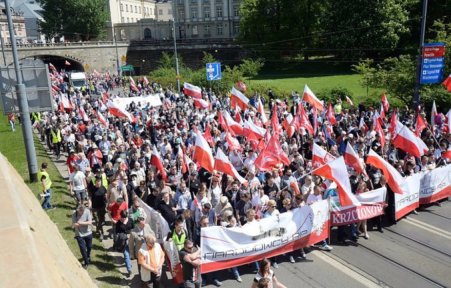 Manifestacja RN pod hasłem "Odwagi Polsko"