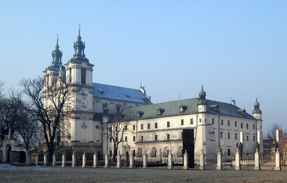 Kraków: procesja ku czci św. Stanisława wyruszyła z Wawelu