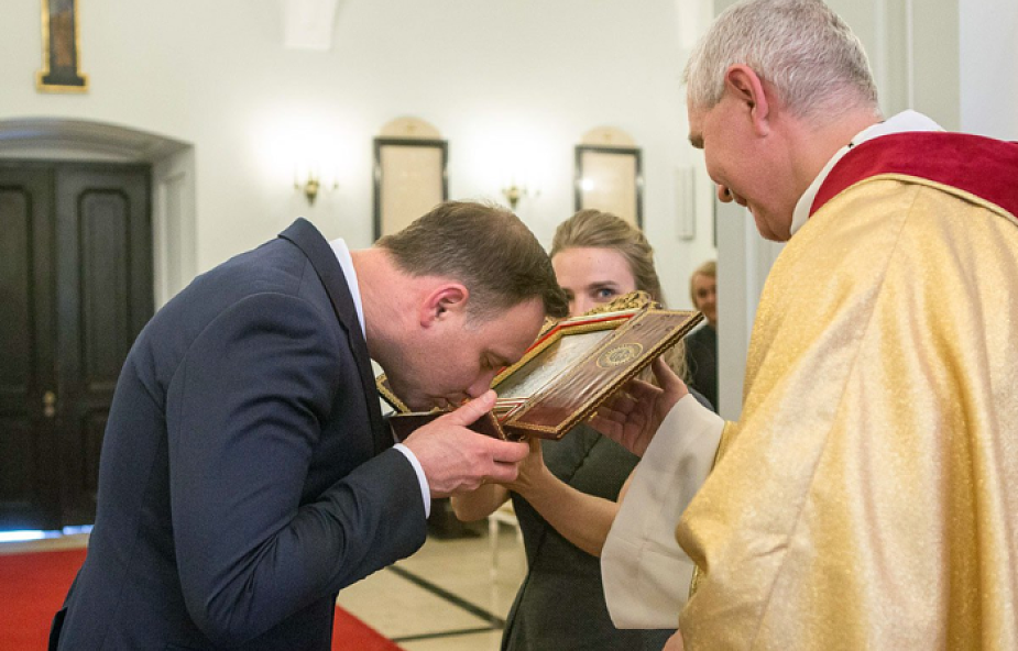 Prezydent otrzymał relikwie św. Andrzeja Boboli
