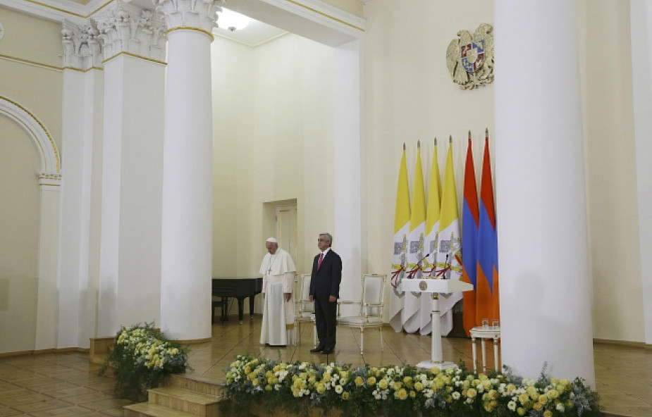 Papież do władz Armenii: dążmy do dialogu