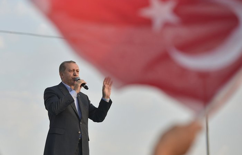 Erdogan: kobieta powinna mieć co najmniej trójkę dzieci