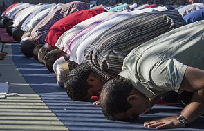 Muzułmanie rozpoczynają miesięczny post ramadan