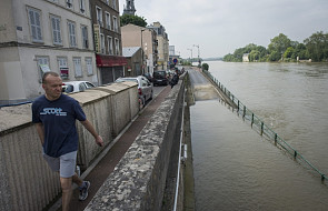Francja: straty po powodzi nawet do 1,4 mld euro