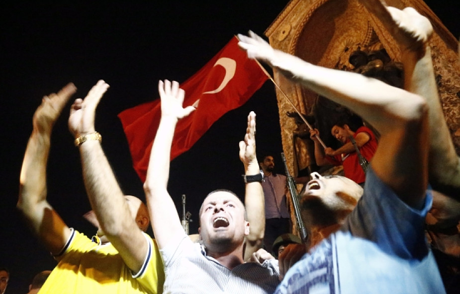 MSZ kategorycznie odradza wszelkich podróży do Turcji