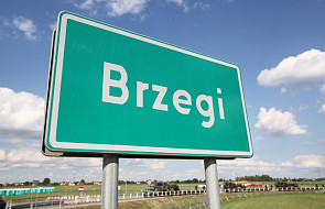 Bp Guzdek odwiedził żołnierzy pracujących w Brzegach