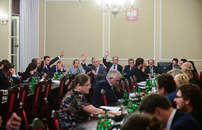 Sejm: Komisja przyjęła projekt ustawy o TK