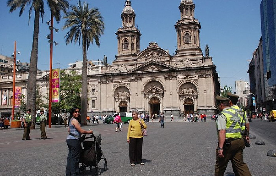 Santiago de Chile: otwarto jadłodajnię w katedrze