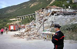 Włochy: do 18 wzrosła liczba ofiar trzęsienia ziemi